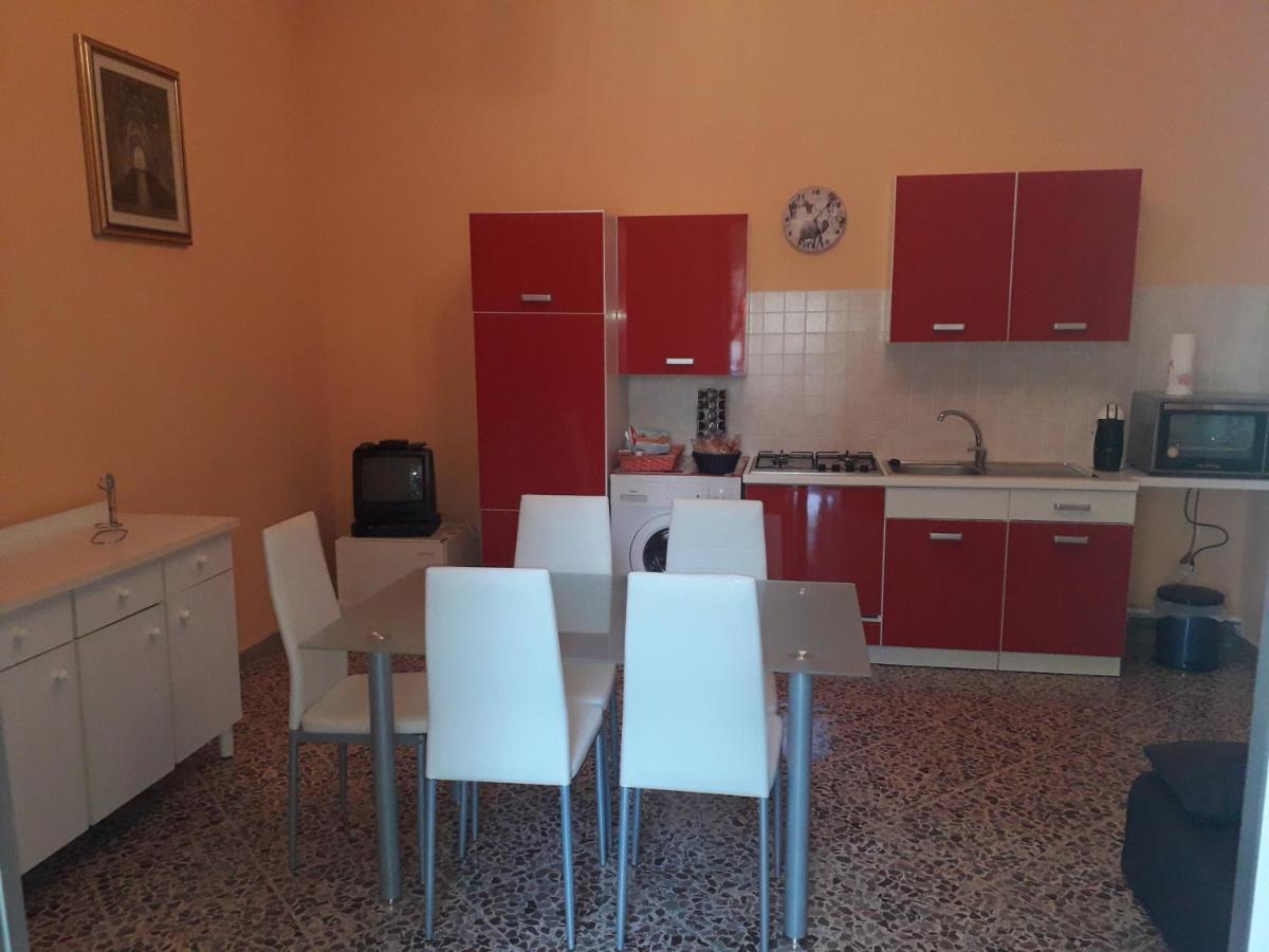 Casa Vacanza "Lo Vita" Appartamento "Alessia" Galatina Collemeto Exterior foto